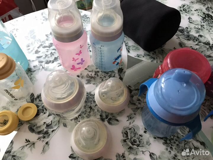 Бутылочки и поильники для малышей