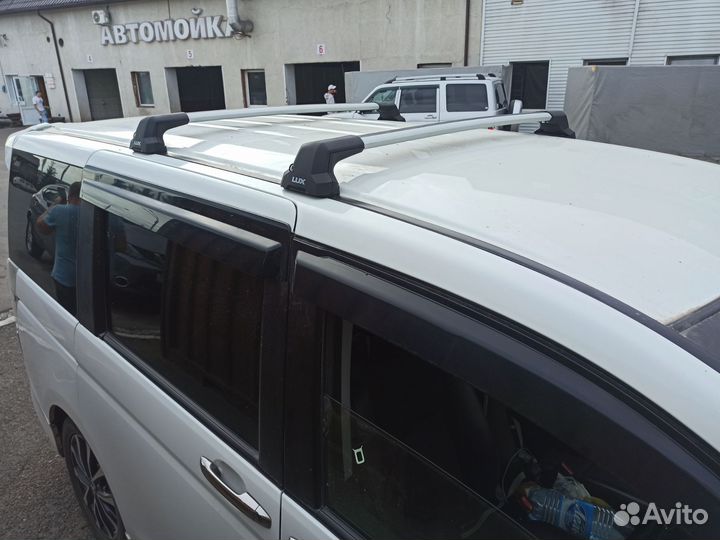 Багажник на крышу Honda stepwgn