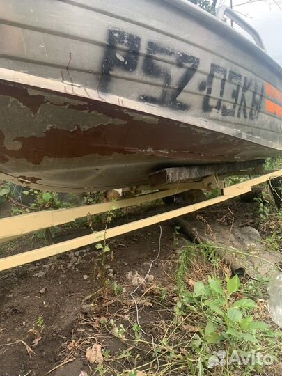 Алюминевая моторная лодка