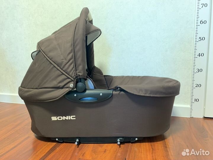 Прогулочная коляска 2 в 1