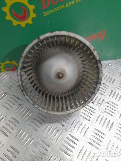 Моторчик печки Hyundai Getz хечбэк 1.3 1.1 2007