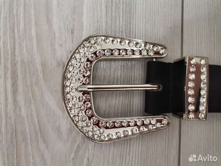 Ремень со стразами