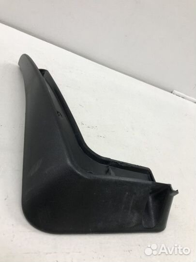 Брызговик передний левый Kia Sportage 4 (QL)