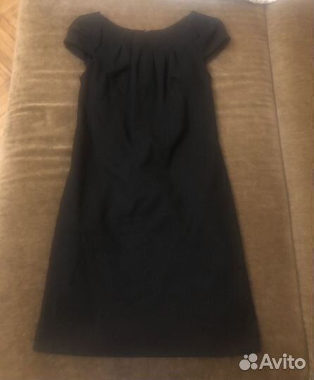 Лаконичное чёрное платье, размер 38 -40 benetton