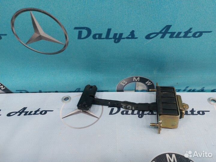 Ограничитель двери передний правый Mercedes-Benz