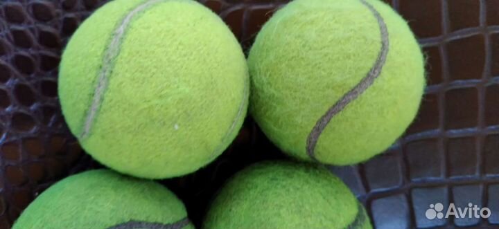 Теннисный мяч