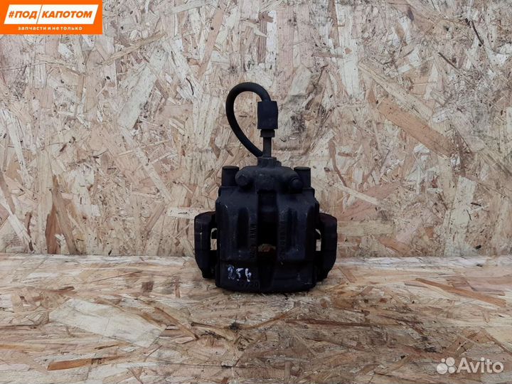 Суппорт тормозной задний правый BMW 3 E90 2006