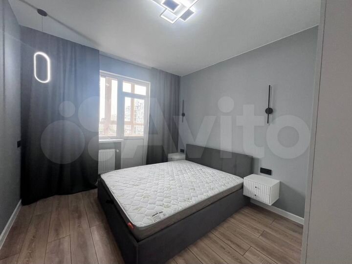 2-к. квартира, 42 м², 13/18 эт.