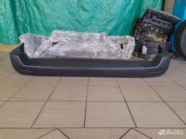 Бампер задний Toyota land cruiser 100