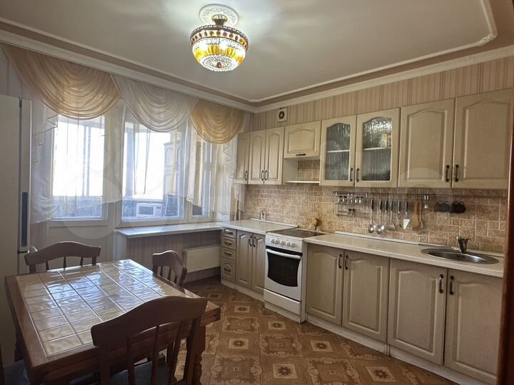 3-к. квартира, 85,3 м², 14/16 эт.