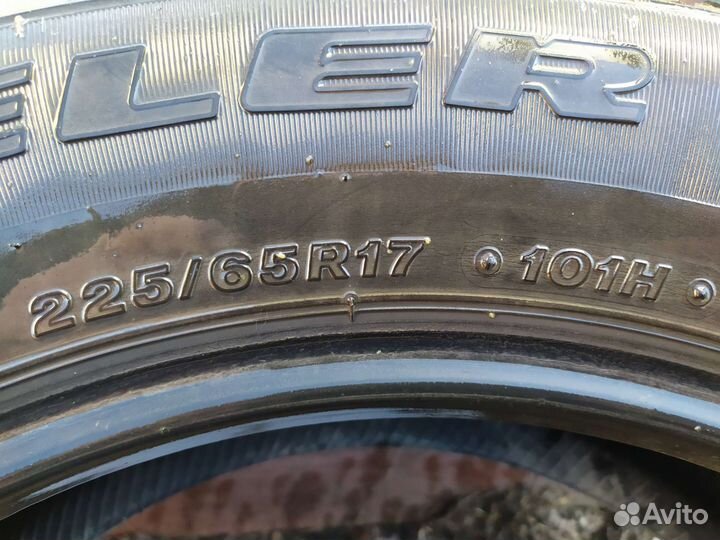 Bridgestone Dueler H/T 225/65 R17 101H