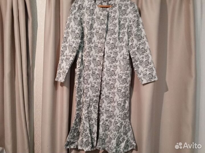 Бесплатно блузы и платья 48-50 р