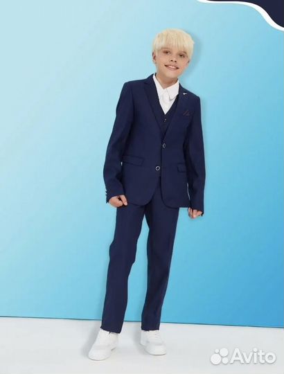 Школьный классический костюм тройка