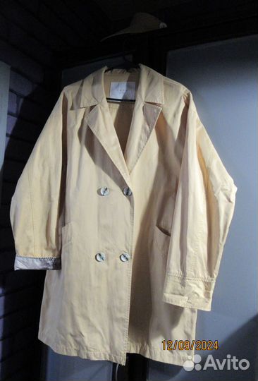 Плащ женский