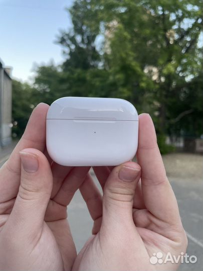 Airpods pro 1-го поколения