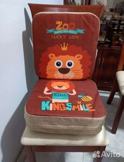 Подушка и спинка на стул для ребенка
