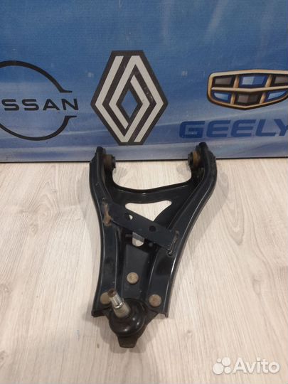 Рычаг подвески Renault kaptur Лев