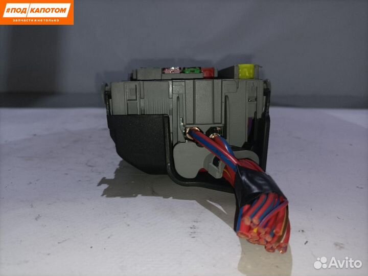 Блок предохранителей Opel Astra J (2009 - 2012)