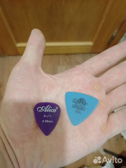 Электрогитара Fabio ST100 + мини-комбик Belcat