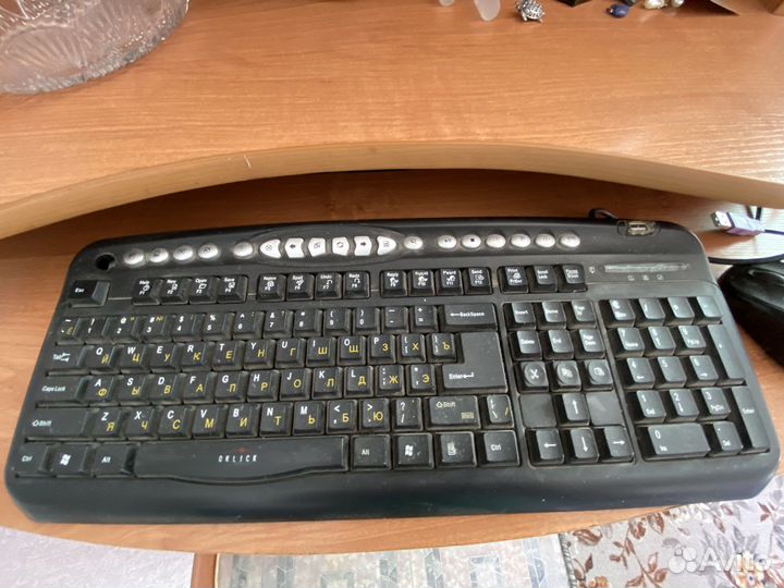 Механическая клавиатура Oklick