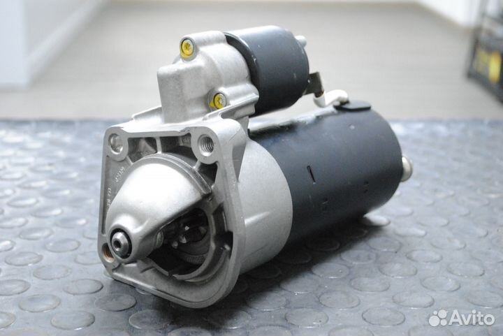 Стартер Volvo XC70, XC60, XC90 2.4 Diesel 9 зубьев