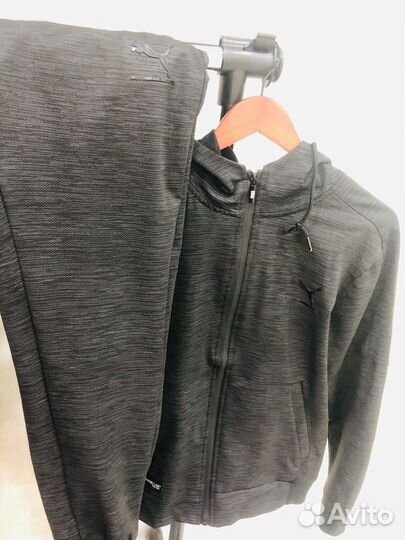 Спортивный костюм