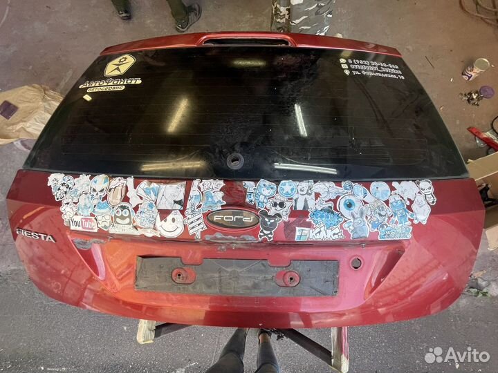 Крышка багажника Ford Fiesta mk5