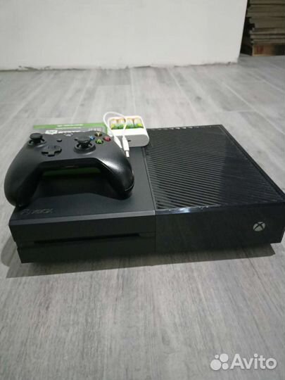 Xbox One 500 gb