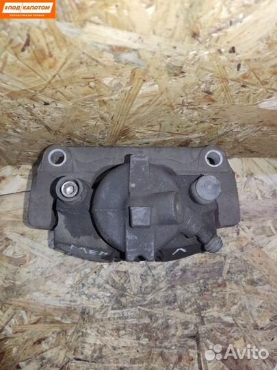 Суппорт тормозной передний левый Renault Megane 2