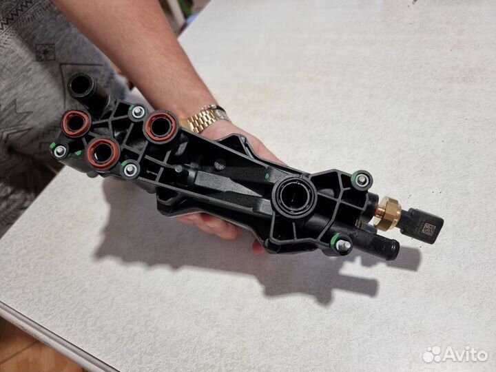 Теплообменник Jeep grand cherokee wk2 3,6