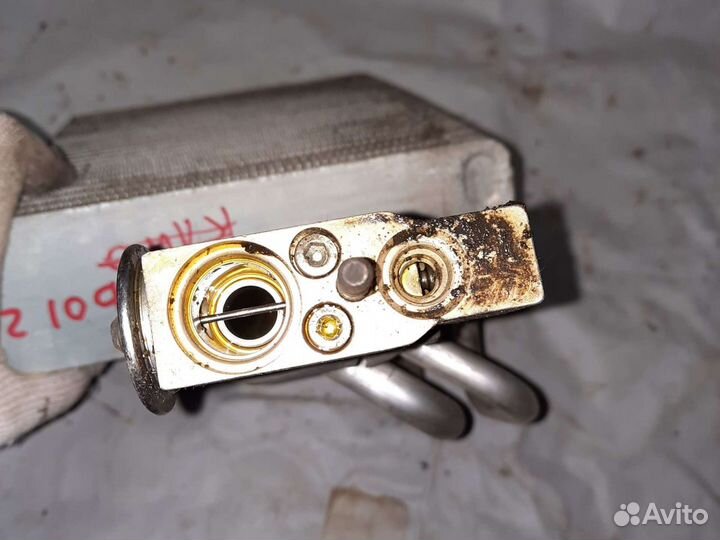 Радиатор кондиционера Renault symbol 2