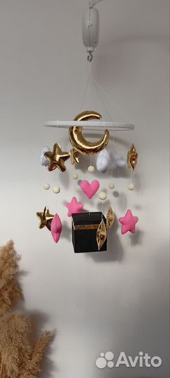 Мобиль в кроватку