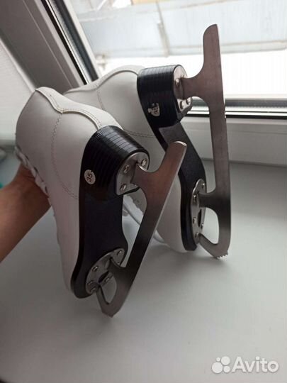 Коньки фигурные