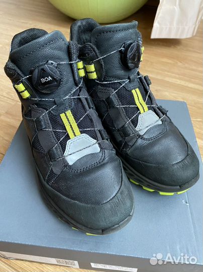 Ботинки кроссовки Ecco Boa 35