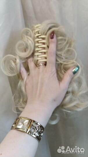 Парик, шеньон на крабе, резинка для волос