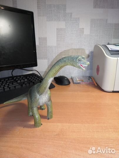 Фигурка брахиозавра