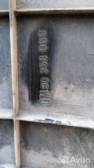 Бампер задний седан Опель Вектра А в сб.с усилител