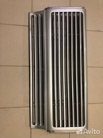 Решетка радиатора Mercedes G