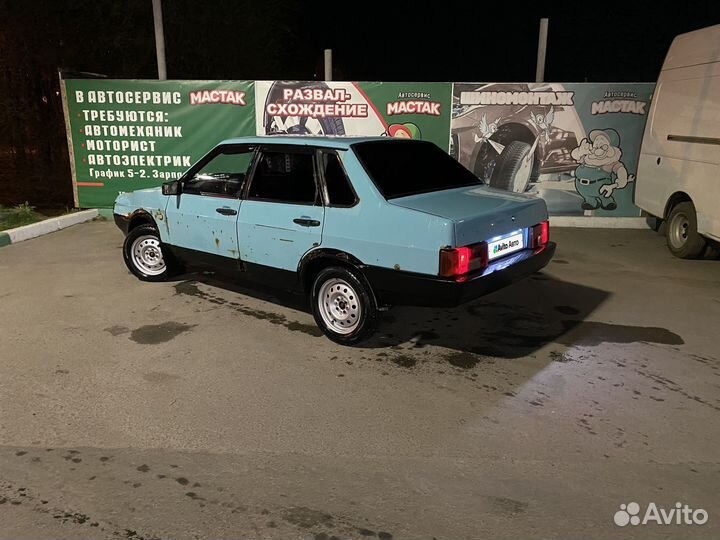 ВАЗ 21099 1.5 МТ, 2000, битый, 120 000 км