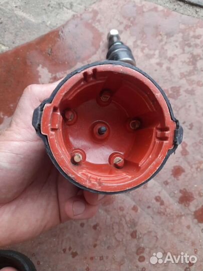 Наконечник рулевой тяги и крышка трамблера