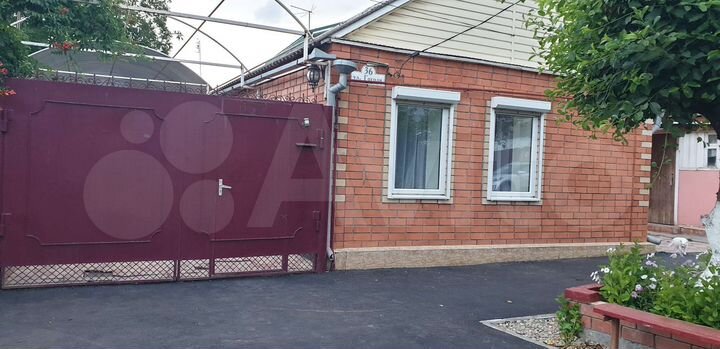 Дом 56 м² на участке 5,6 сот.