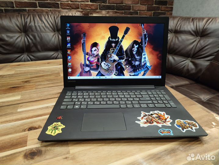 Lenovo 330 (Full HD/A9-9420/SSD/Radeon 530 2Gb)