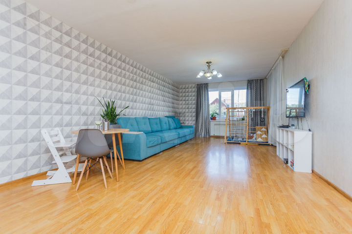 Дом 275 м² на участке 5,7 сот.