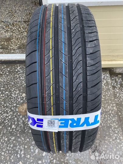 Viatti Strada 2 (V-134) 215/60 R16 99V