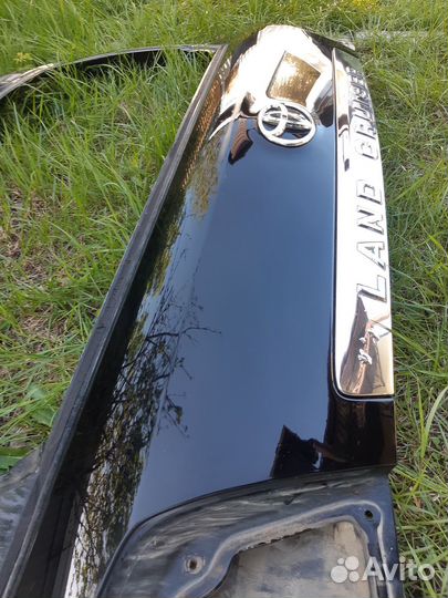 Крышка багажника toyota land cruiser 200