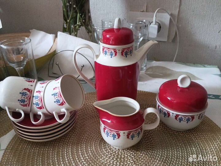 Сервиз кофейный СССР виноград(не цельный набор)