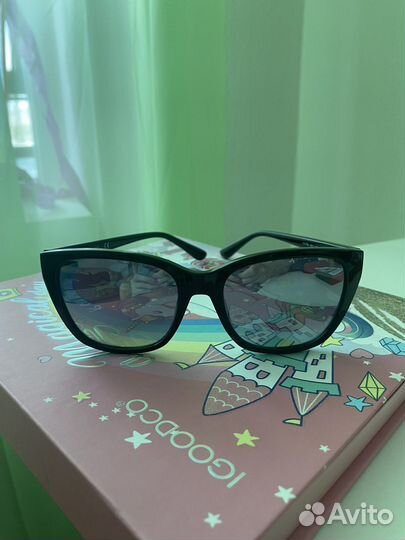 Солнцезащитные очки женские Guess оригинальные