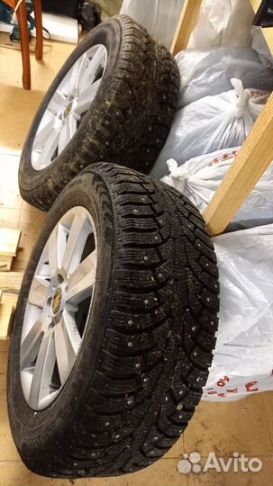 Колеса в сборе зима шипованные 235/60R17
