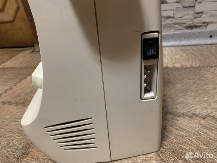 Швейная машина