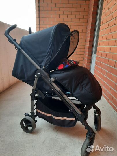 Прогулочная коляска